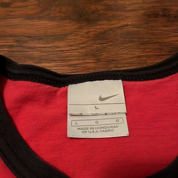 Y2K Nike Red & Black Ringer Shirt - Picture 11 of 12